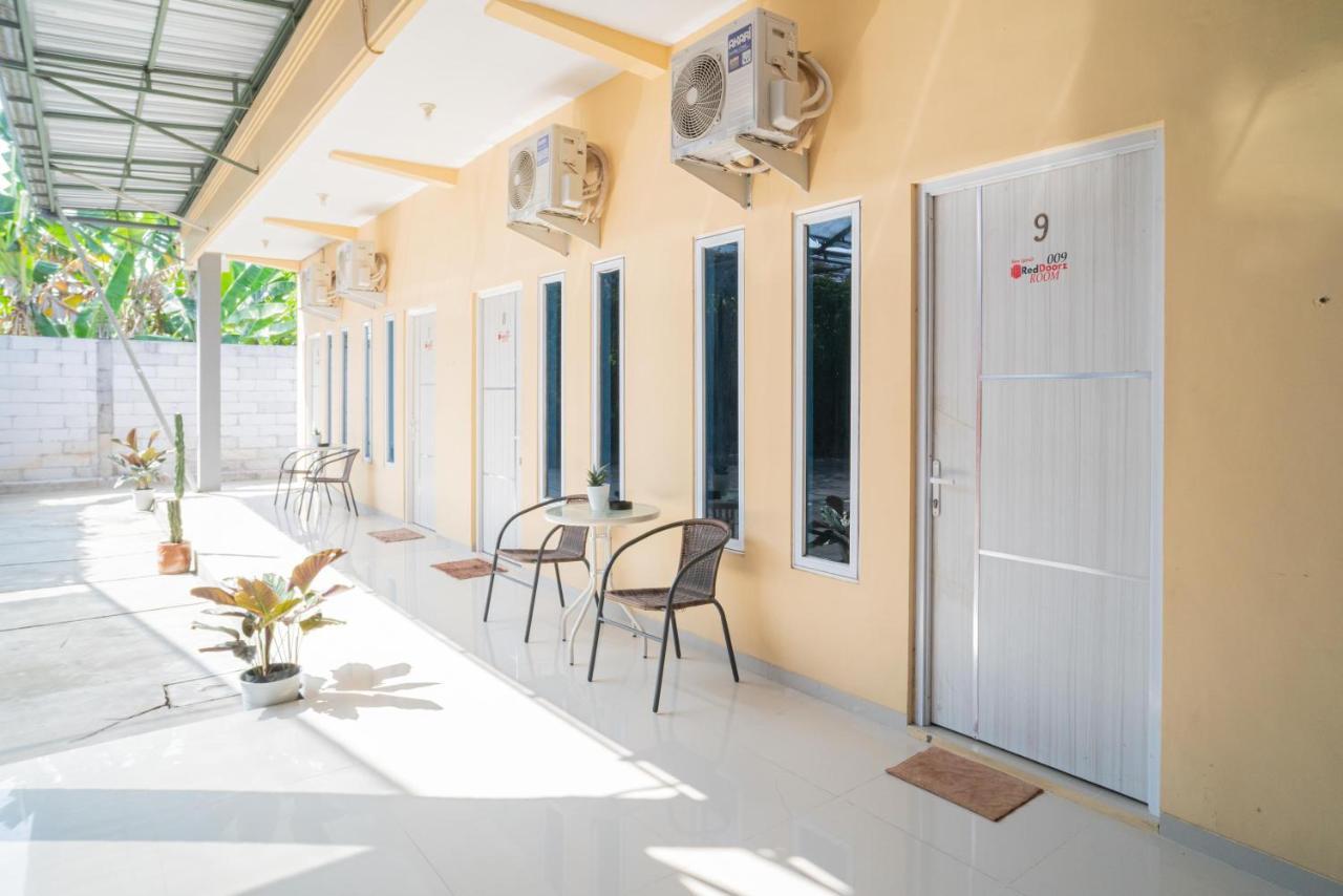 Reddoorz Syariah At Winong Nganjuk Hotel Buitenkant foto