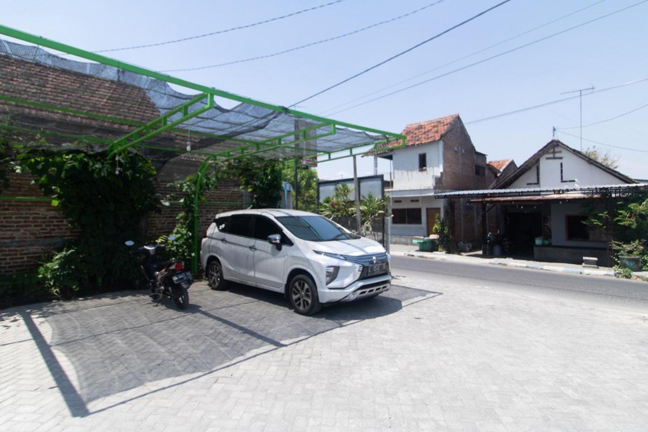 Reddoorz Syariah At Winong Nganjuk Hotel Buitenkant foto